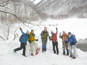 残雪の至仏山 スノーシューガイド